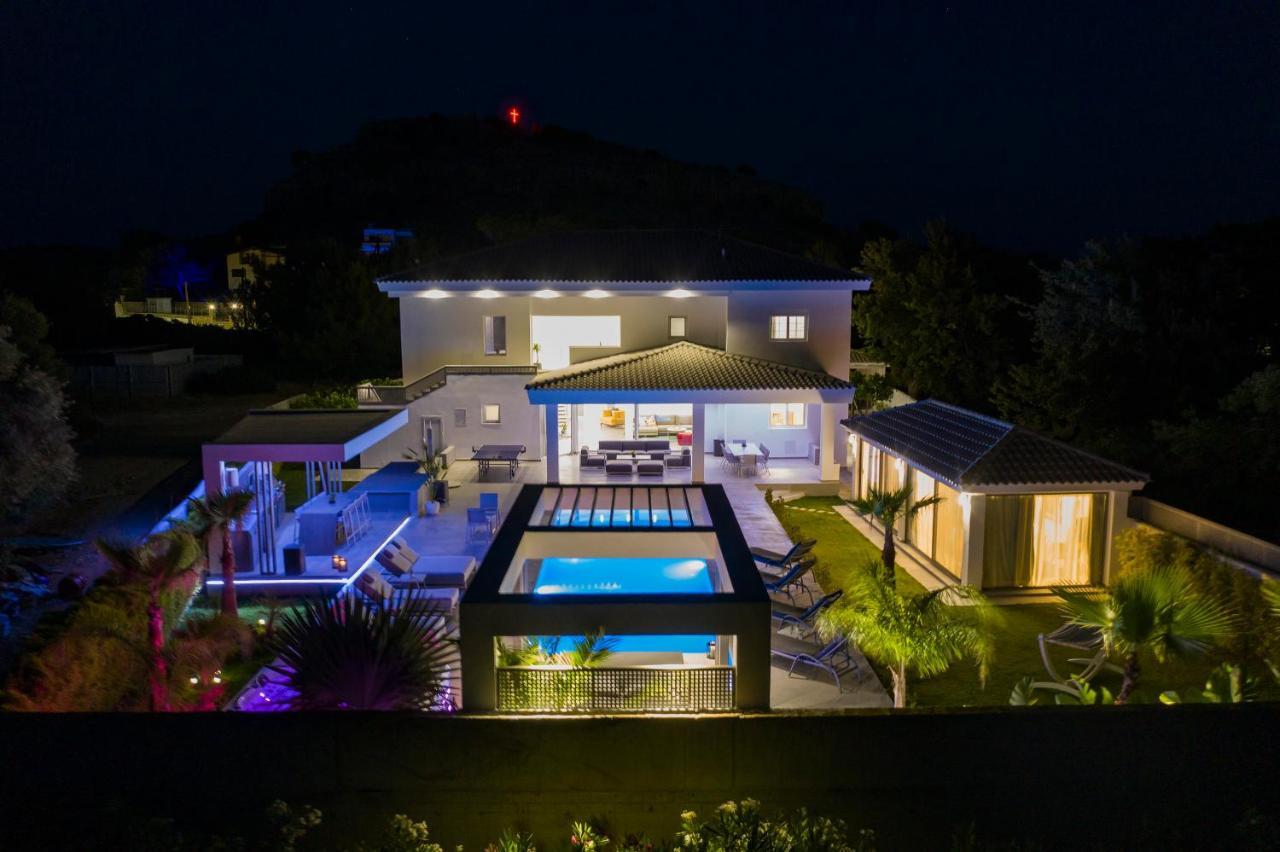 فيلا M Mansion Pefki المظهر الخارجي الصورة